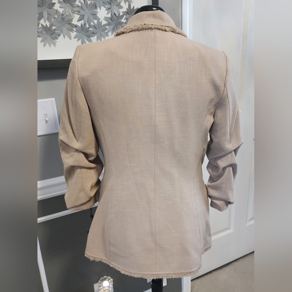 Casual Blazer - Picture 2 of 13